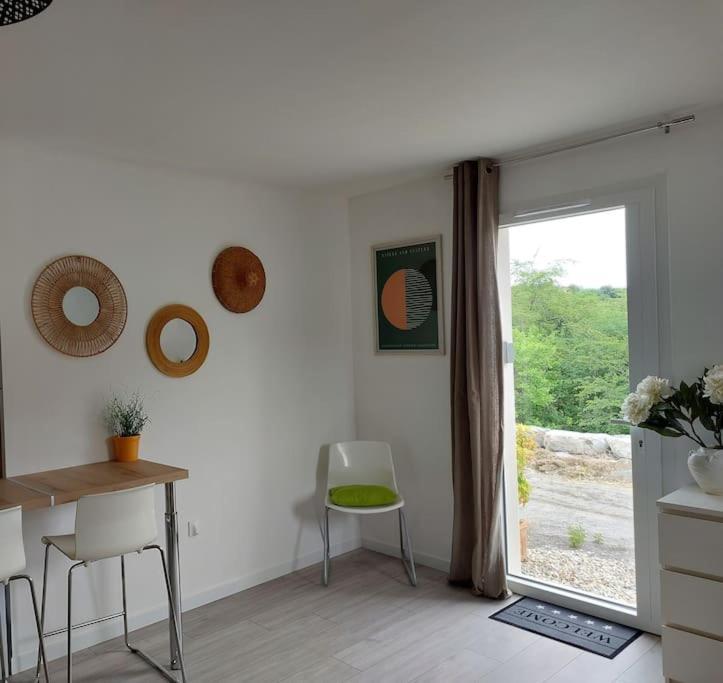 Les Coteaux De La Grange Apartment Mercuer Екстериор снимка